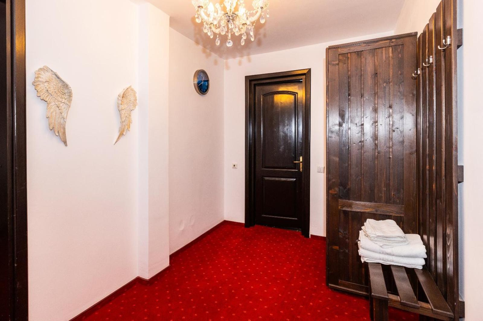 Vila Luca-Hotel Şirnea Exterior foto