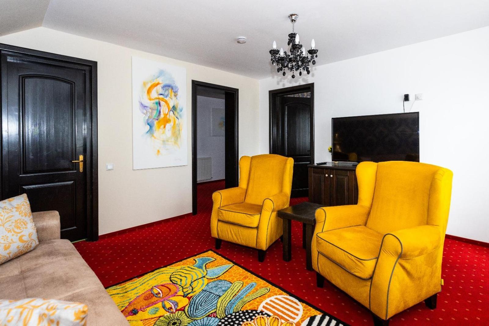 Vila Luca-Hotel Şirnea Exterior foto